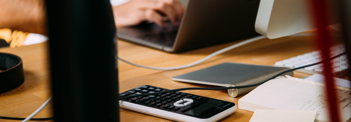 charlesdeluvio-OqxPH8c1UFE-unsplash-scaled